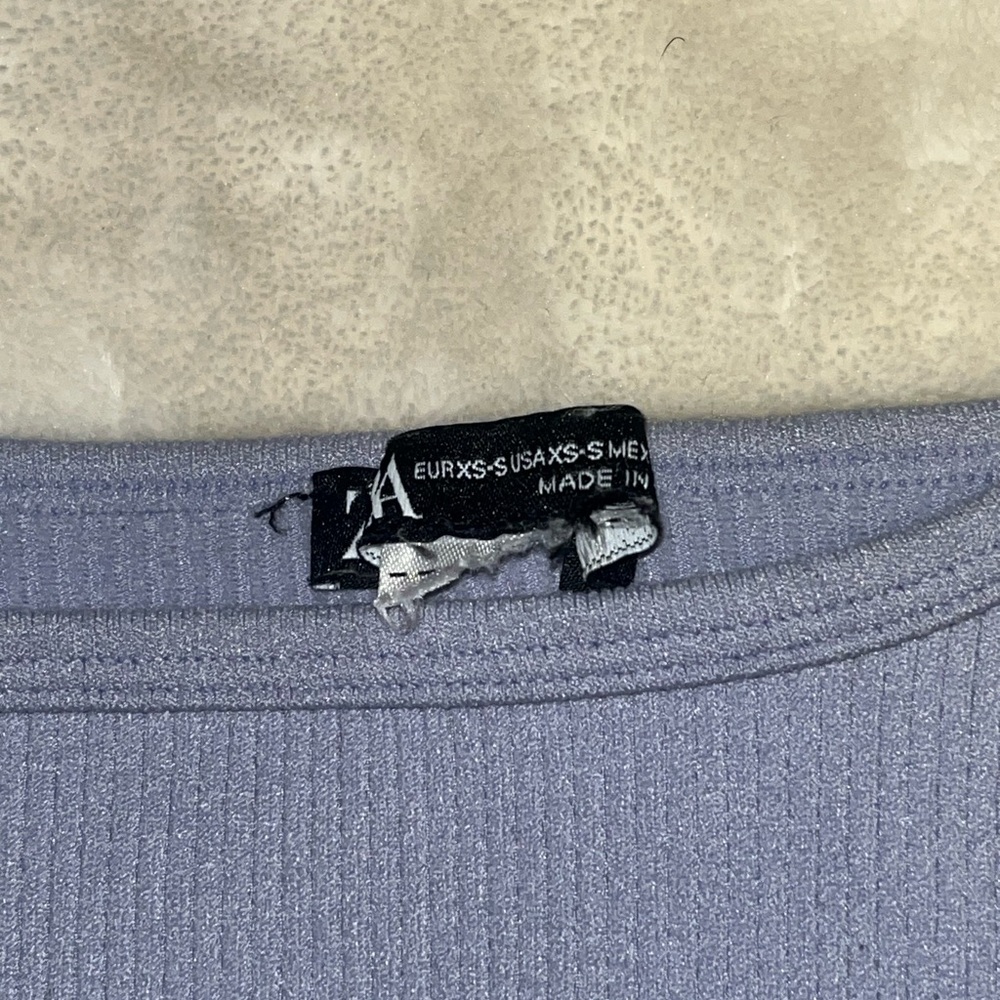 Periwinkle Ribbed Zara Crop Top - Picture 2 of 2